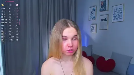 OdetteHarwick webcam stripchat model stream image