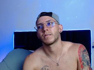 Sammuel Rogers webcam model stream image