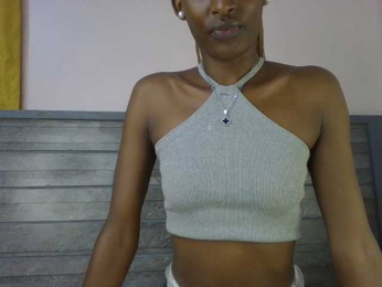 Hottierue8 webcam bongacams model stream image