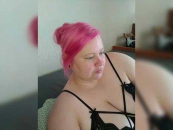 SashaLyubov webcam model stream image