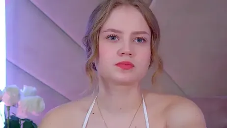 SelinSwarovski webcam model stream image