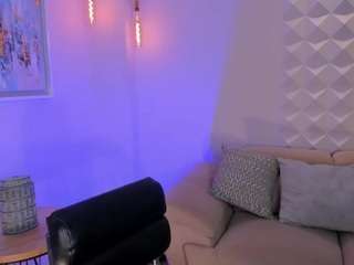 melodyroberts webcam model stream image