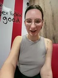 The_Snowwhitee webcam model stream image