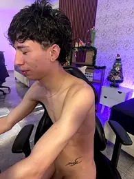 kaelwolf_tay webcam model stream image