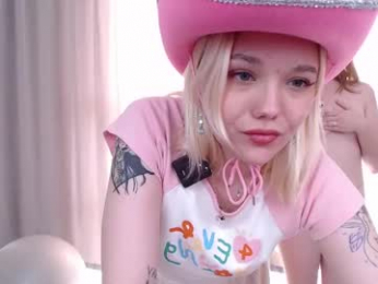 kisulya_meow246 webcam model stream image