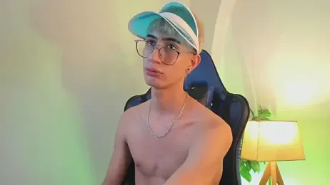 NovaaWheler webcam model stream image