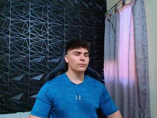 Camiilo Lopez webcam model stream image
