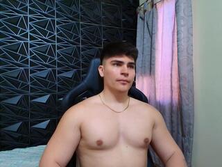 Camiilo Lopez webcam flirt4free model stream image