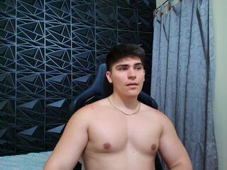 Camiilo Lopez webcam model stream image