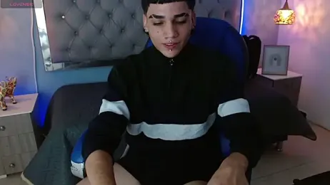 SamBlack_ webcam model stream image