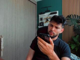 Manuel Russo webcam model stream image