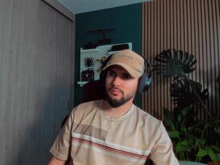 Manuel Russo webcam model stream image