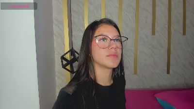 Abril_Hills webcam model stream image