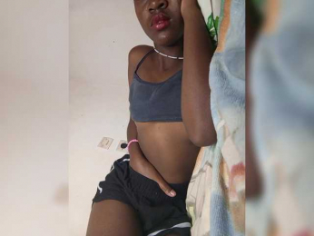 BlackGirl95 webcam model stream image