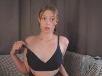 revamcallister webcam model stream image