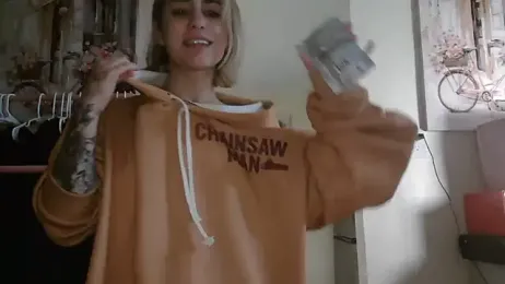 NatalieKneals webcam model stream image