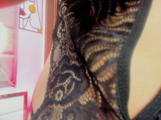 Celeste Phol webcam model stream image