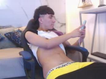 xandergrey8 webcam chaturbate model stream image