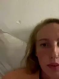 zooted2323 webcam stripchat model stream image