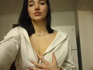 loretalouria webcam model stream image