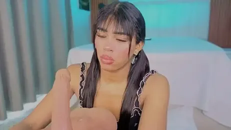 Im_perla_ webcam model stream image