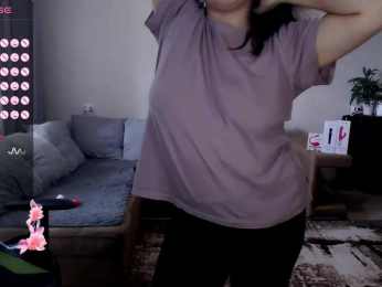 LisaAsianFlower webcam model stream image
