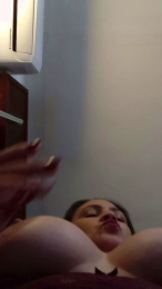 Venekacaliente webcam model stream image