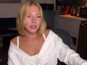 mia_floo webcam model stream image