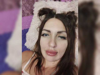 SexyKitty75-1 webcam model stream image