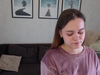 Shella Acklin webcam model stream image