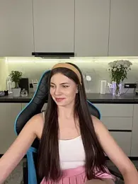 CurlyLara webcam stripchat model stream image