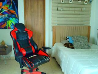 Morthy D webcam model stream image