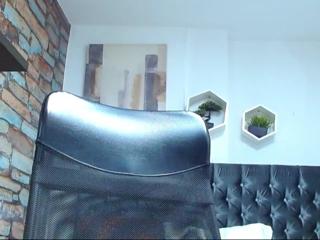 Adrian Rae webcam model stream image