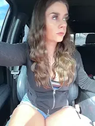 MaggyMayI webcam model stream image