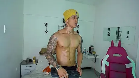 Leonard_Price webcam model stream image
