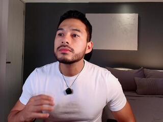 Lian Cruz webcam model stream image