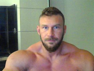 Kevin Muscle webcam model stream image