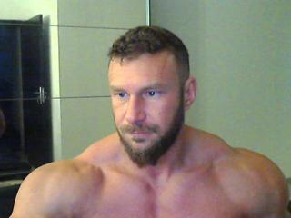 Kevin Muscle webcam model stream image