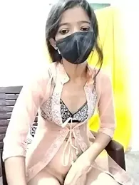 Cute-Naavya webcam stripchat model stream image