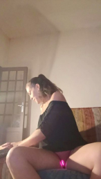 Djeny webcam model stream image