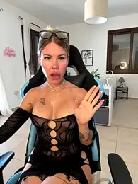 Lara_Bergmann webcam model stream image
