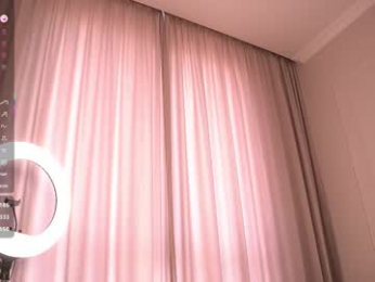 sweet_reverie webcam model stream image