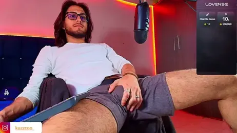 kuzzcoo webcam stripchat model stream image