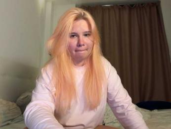 SukaPisya webcam model stream image