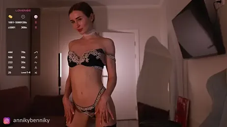 Coconutkittyy webcam model stream image