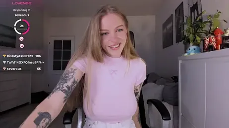 NikaCherie webcam model stream image