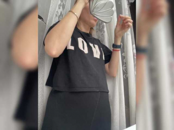 Alenushka888 webcam bongacams model stream image