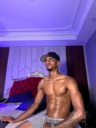 AaronCruz_ webcam stripchat model stream image