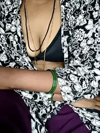 SindhuHappy webcam stripchat model stream image