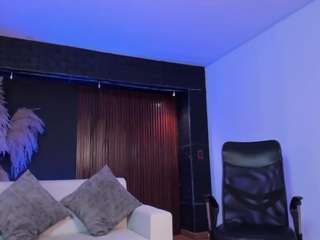 mia-taylors webcam model stream image